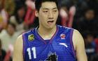 他是CBA3届MVP得主，打了19年，退役进管理层，娶空姐幸福美满