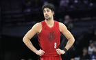 杨瀚森6分4板1帽2失误3犯规 NBA常规赛开拓者123-88奇才